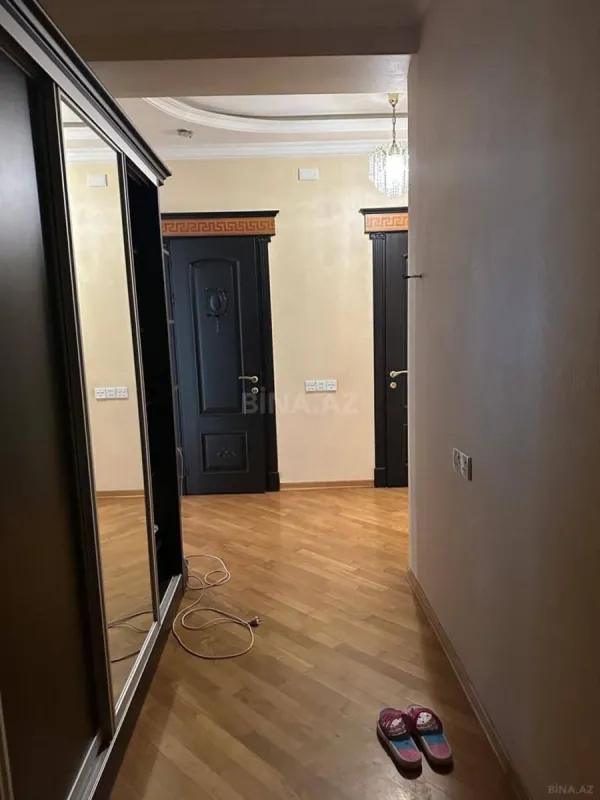 Kirayə verilir 3 otaqlı mənzil 115 m²