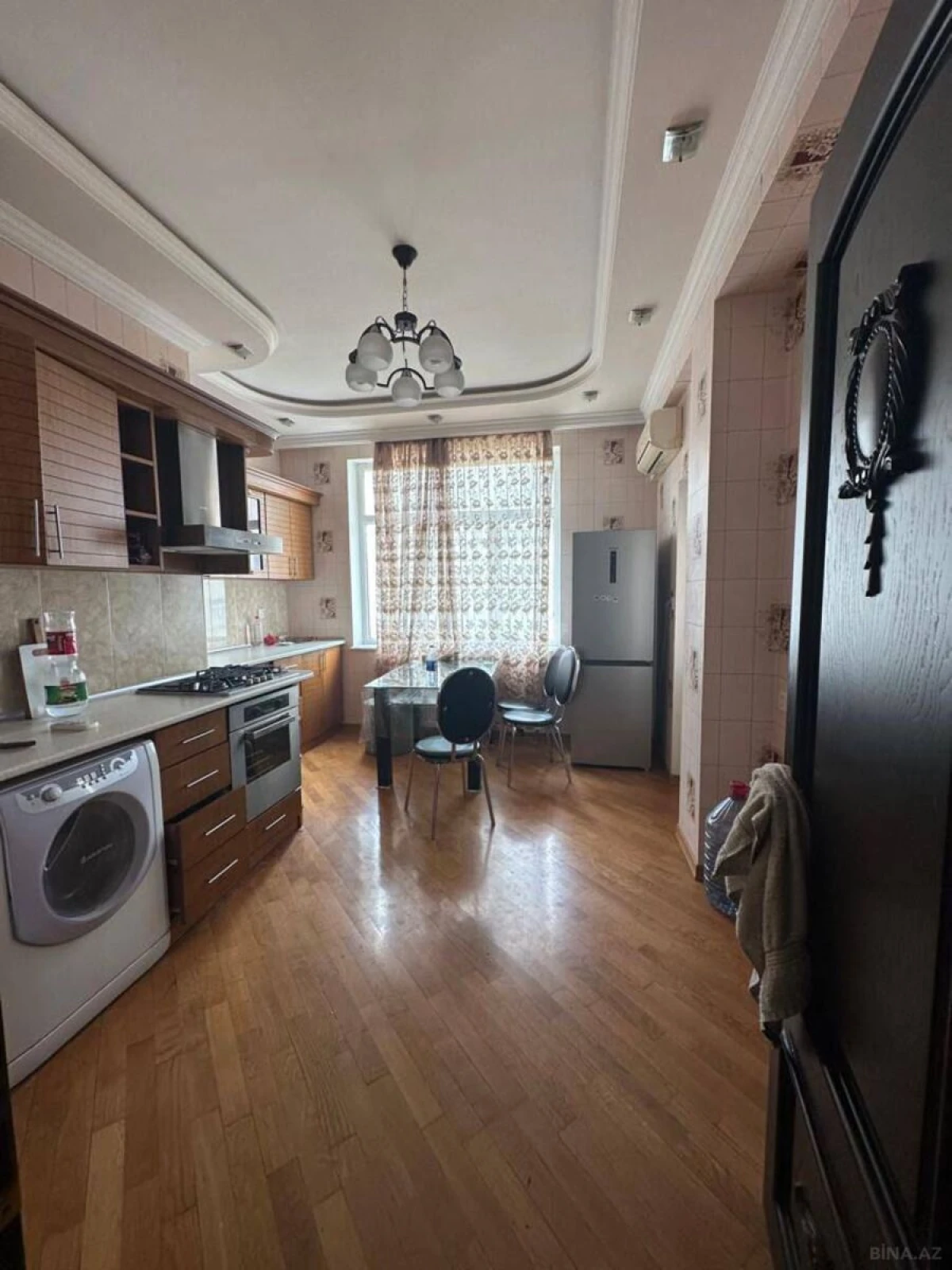 Kirayə verilir 3 otaqlı mənzil 115 m²