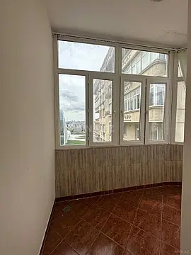 Kirayə verilir 3 otaqlı mənzil 115 m²