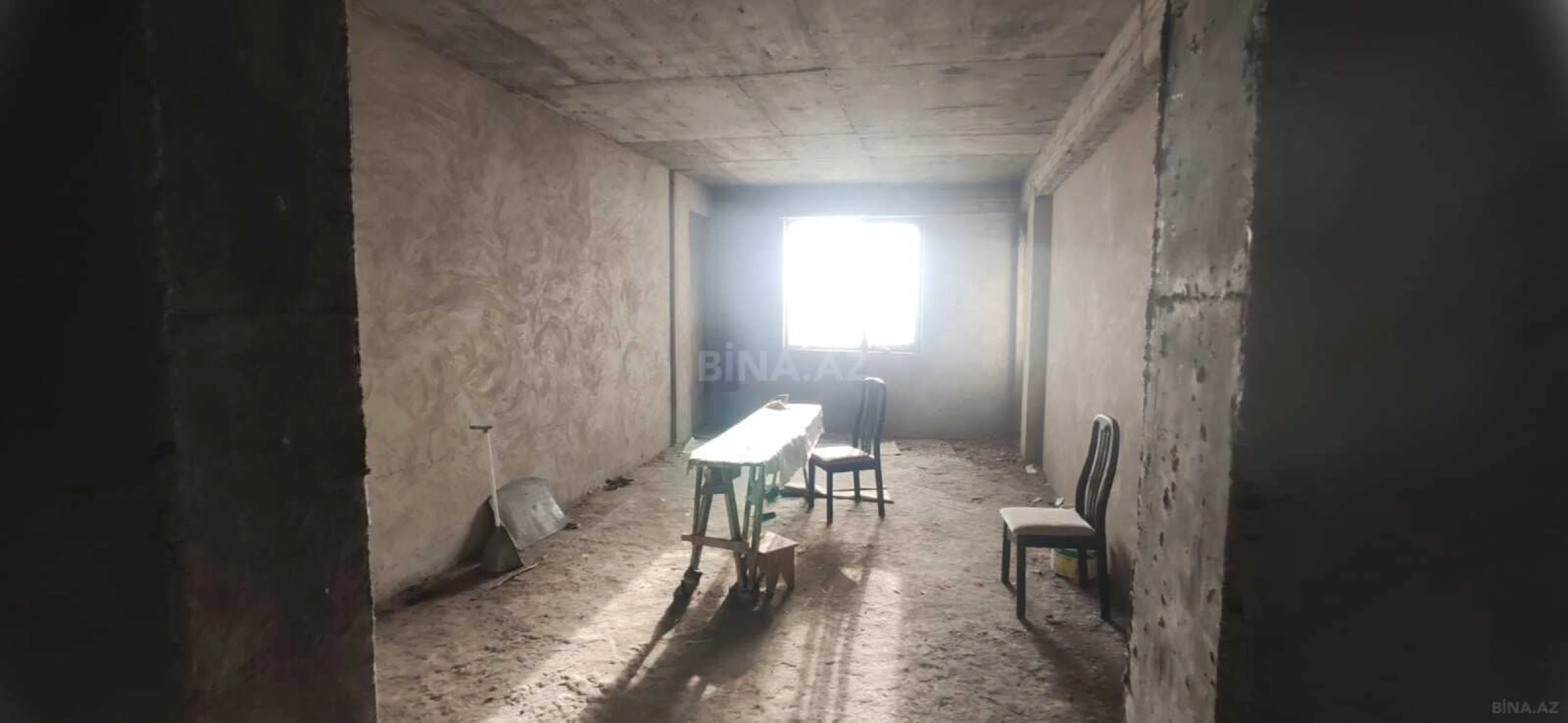 Satılır 3 otaqlı mənzil 146 m²