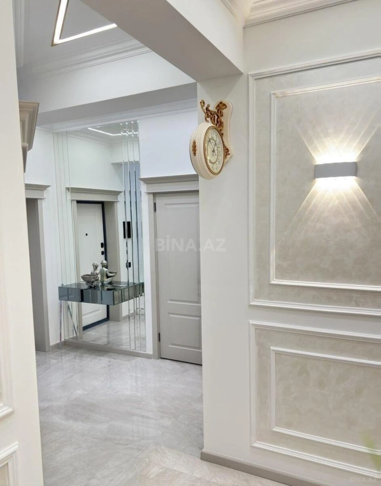 Satılır 3 otaqlı mənzil 103 m²