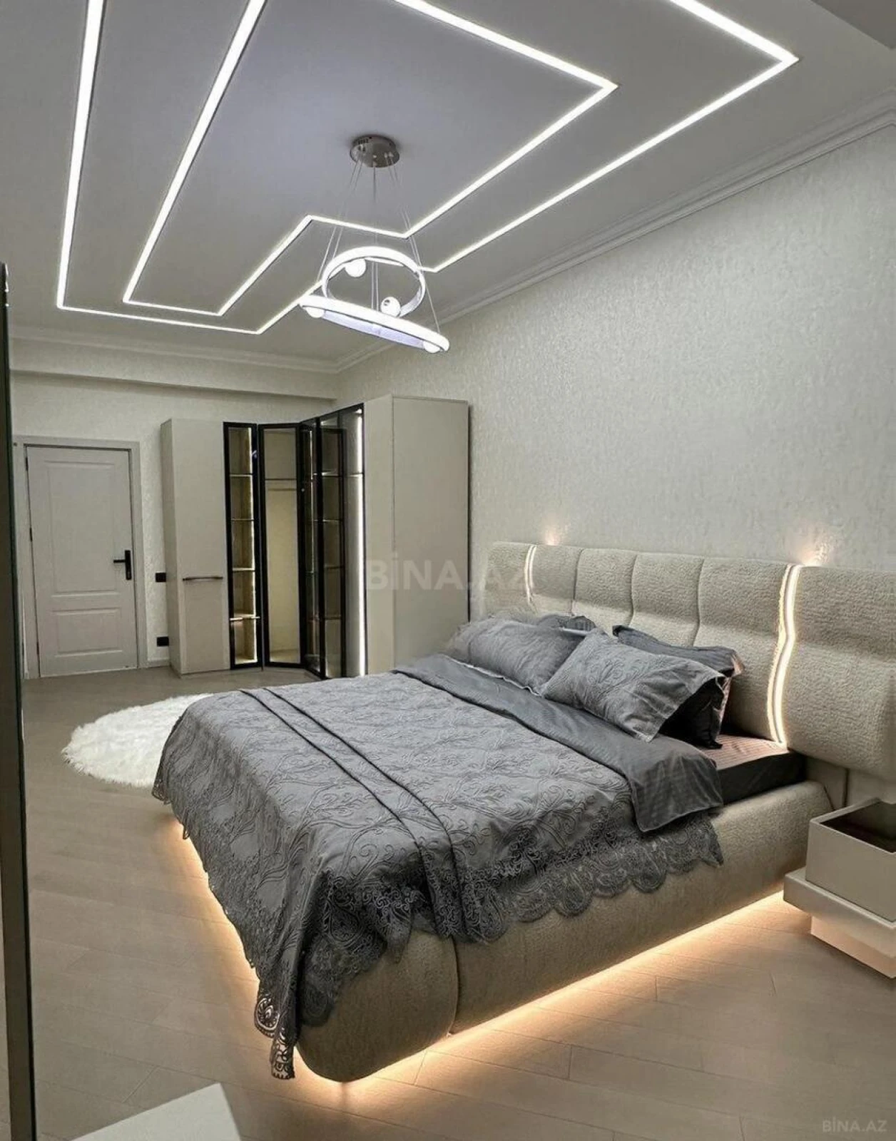 Satılır 3 otaqlı mənzil 103 m²