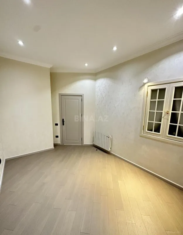 Satılır 3 otaqlı mənzil 103 m²