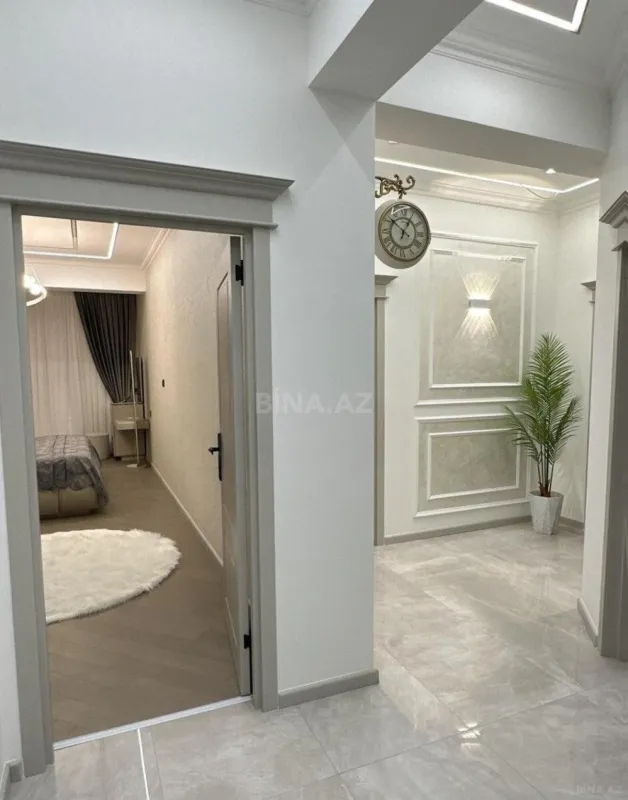 Satılır 3 otaqlı mənzil 103 m²