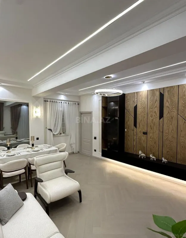 Satılır 3 otaqlı mənzil 103 m²