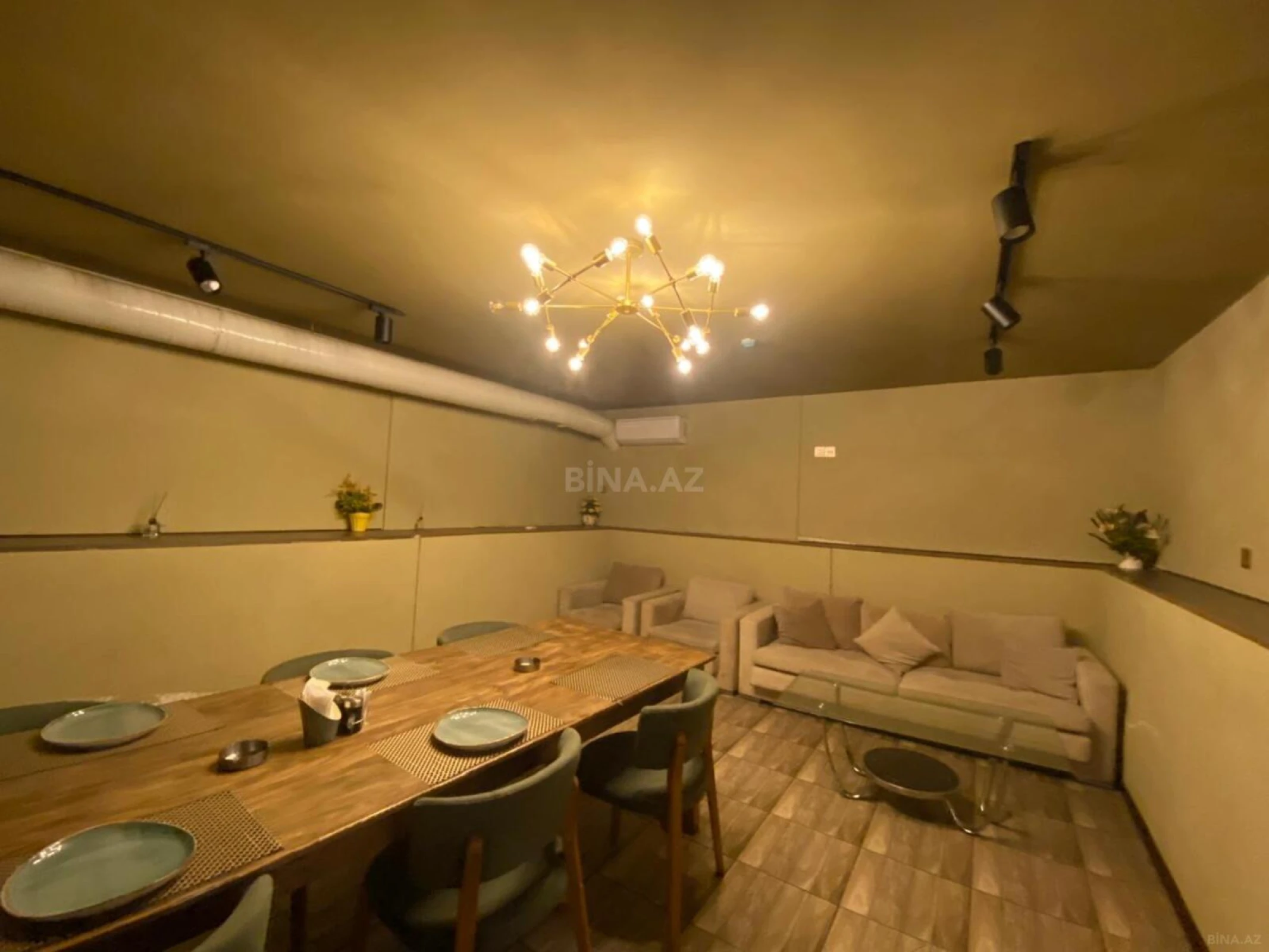 Kirayə verilir obyekt 200 m²