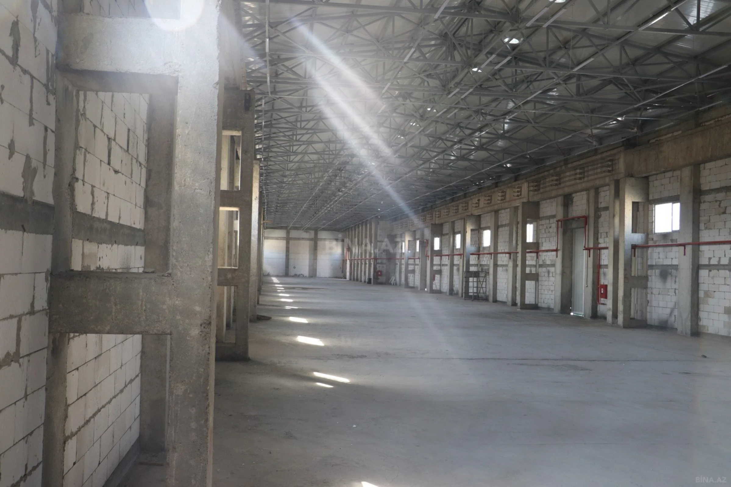 Kirayə verilir obyekt 400 m²