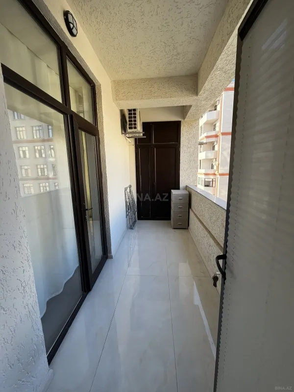 Kirayə verilir 2 otaqlı mənzil 76 m²