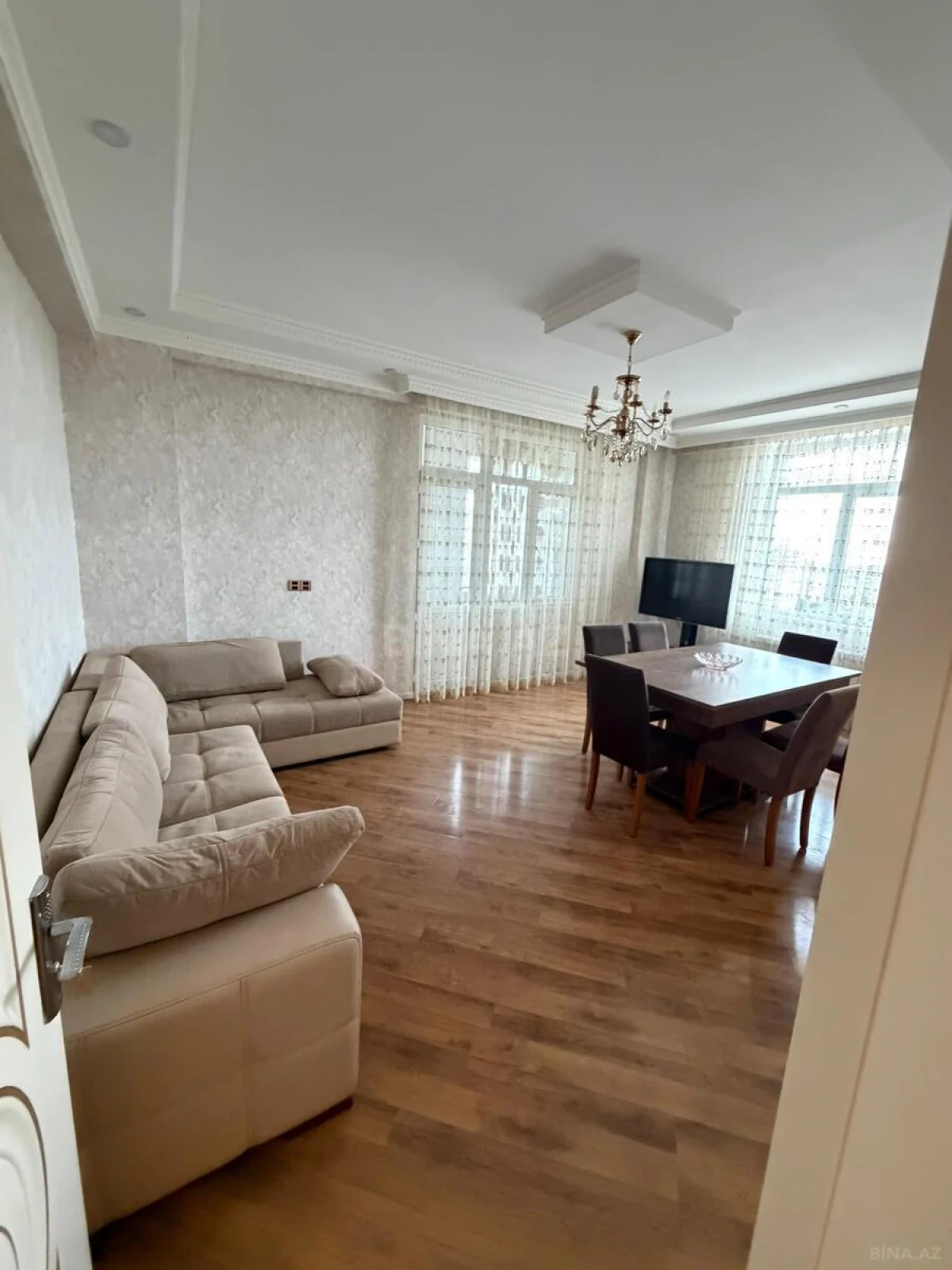 Satılır 2 otaqlı mənzil 69.8 m²