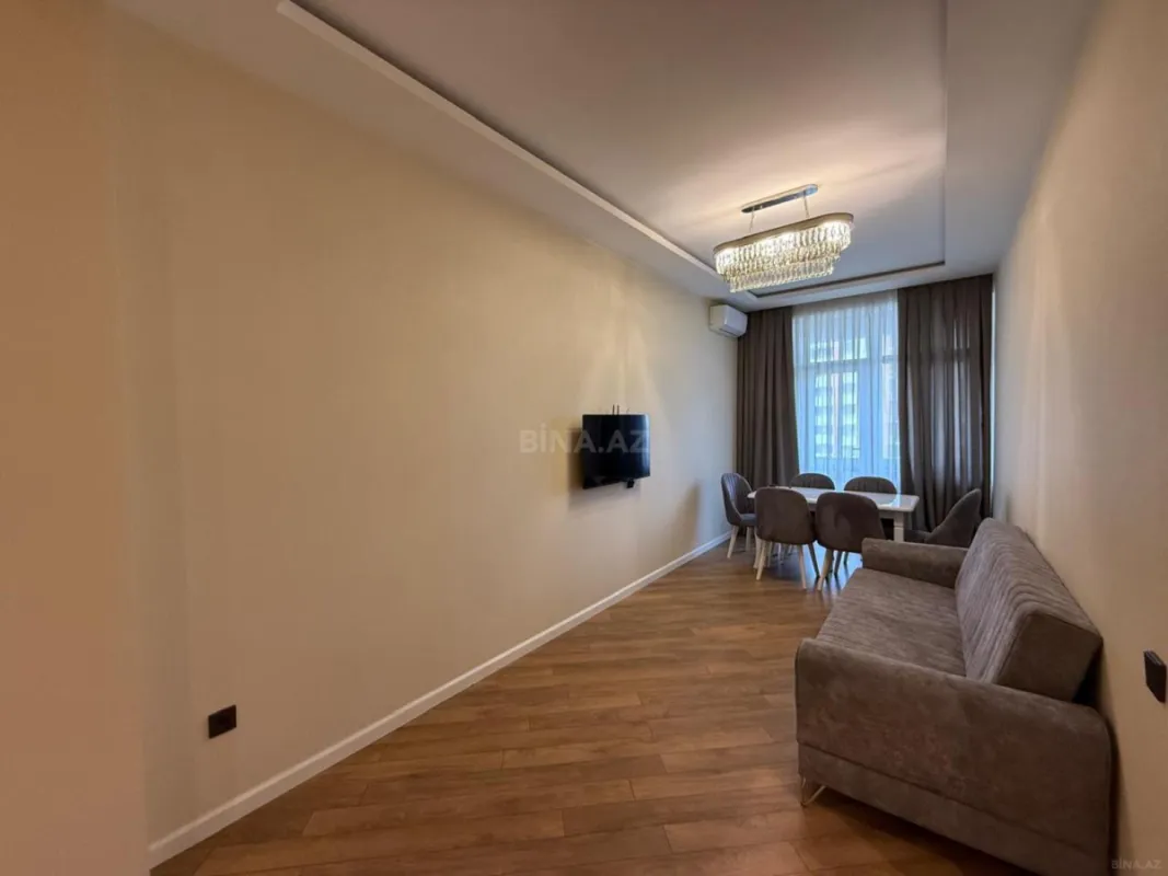 Satılır 2 otaqlı mənzil 74 m²
