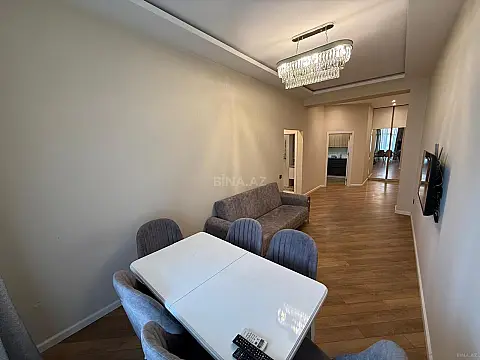 Satılır 2 otaqlı mənzil 74 m²