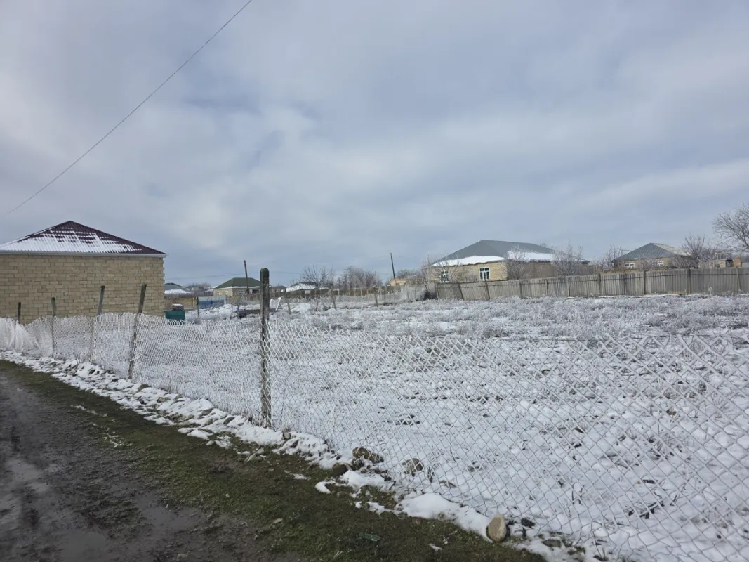 Satılır torpaq sahəsi 6 m²