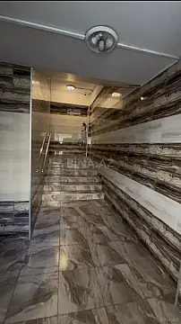 Satılır 2 otaqlı mənzil 109 m²