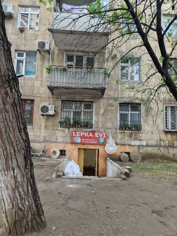 Satılır obyekt 130 m²