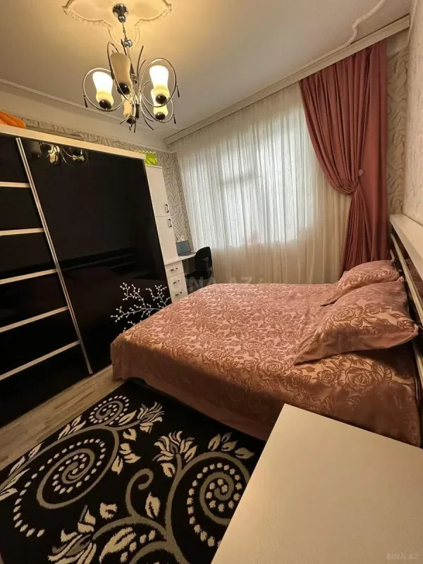 Satılır 2 otaqlı mənzil 58 m²