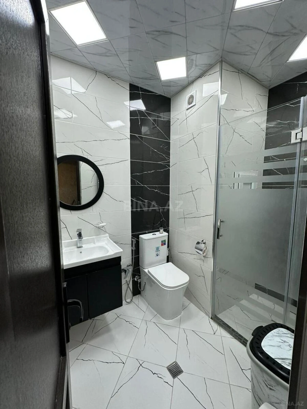 Satılır 2 otaqlı mənzil 58 m²