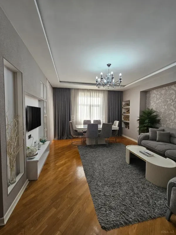 Satılır 3 otaqlı mənzil 98 m²