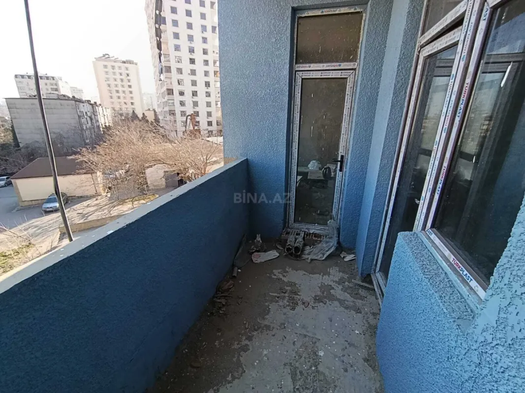 Satılır 3 otaqlı mənzil 110 m²