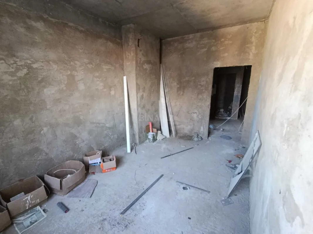 Satılır 3 otaqlı mənzil 110 m²