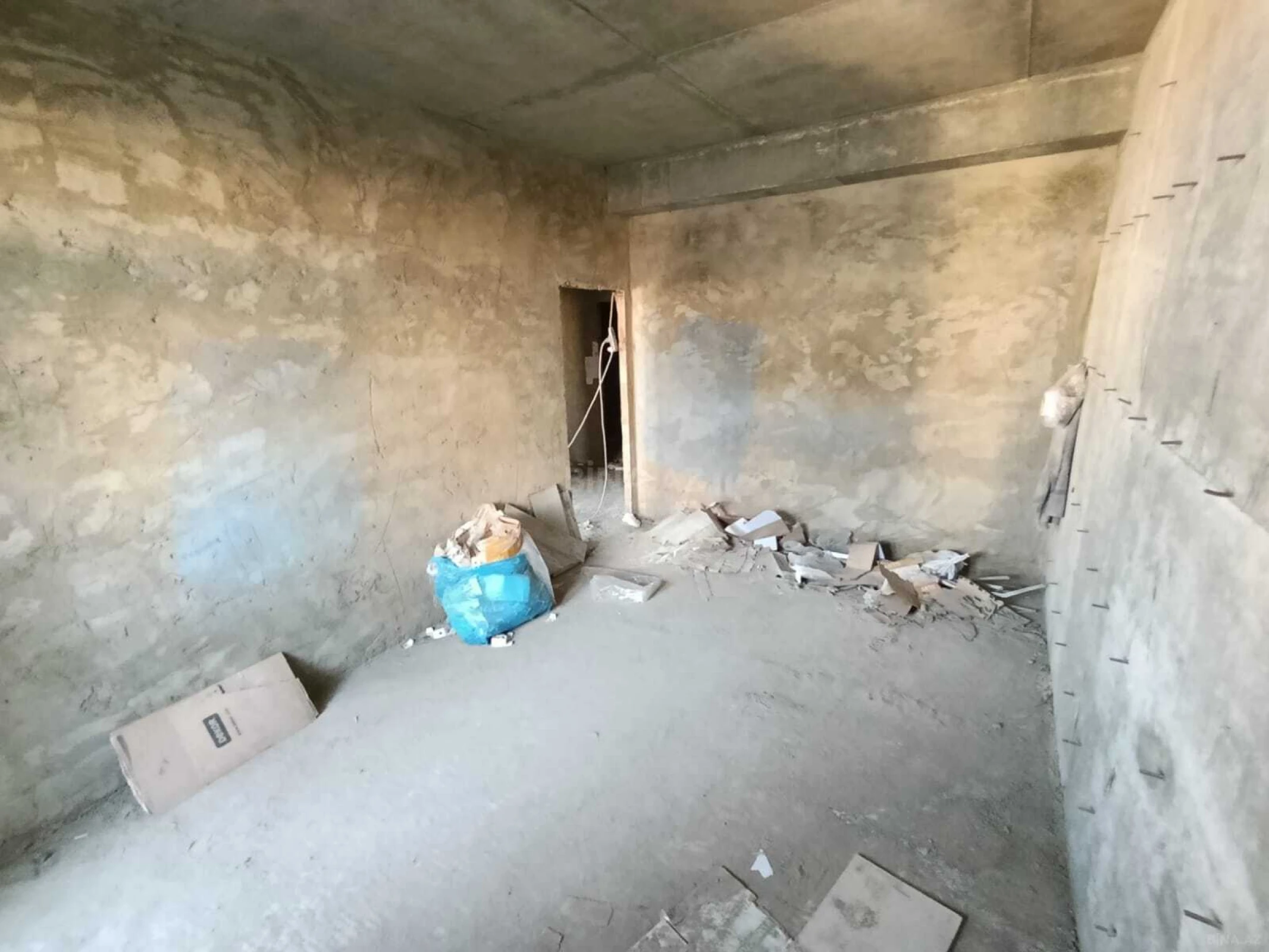 Satılır 3 otaqlı mənzil 110 m²