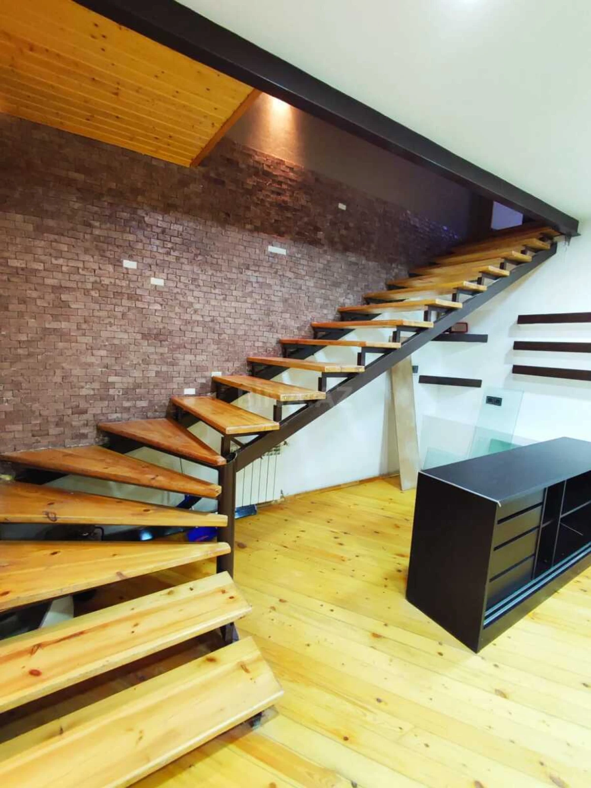 Kirayə verilir 3 otaqlı ofis 80 m²