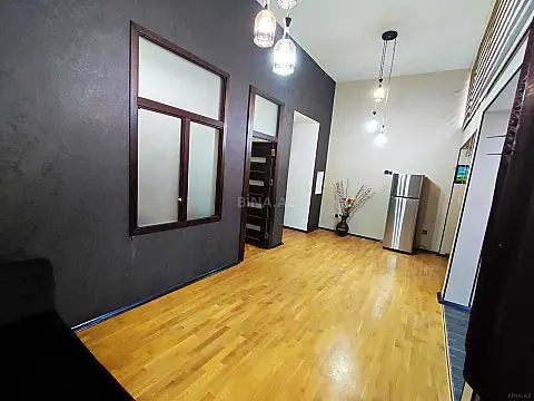 Kirayə verilir 3 otaqlı ofis 80 m²