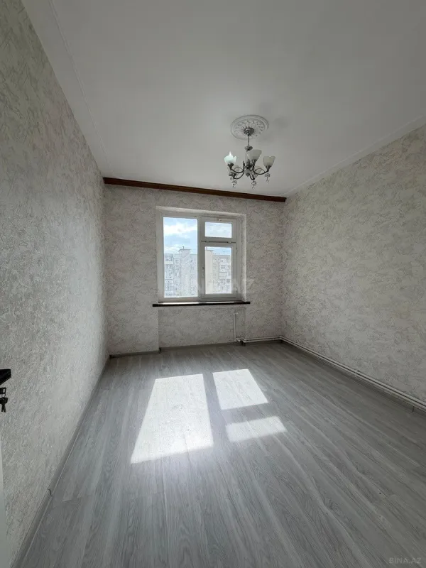 Satılır 2 otaqlı mənzil 65 m²