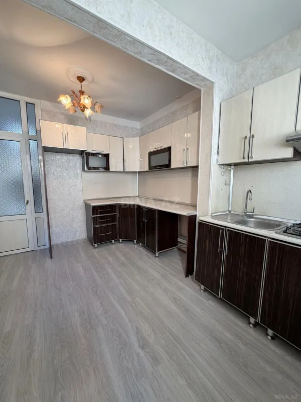 Satılır 2 otaqlı mənzil 65 m²