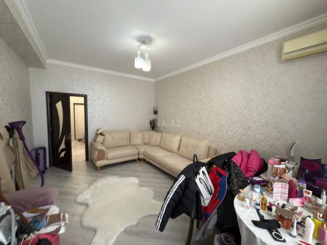 Satılır 2 otaqlı mənzil 85 m²