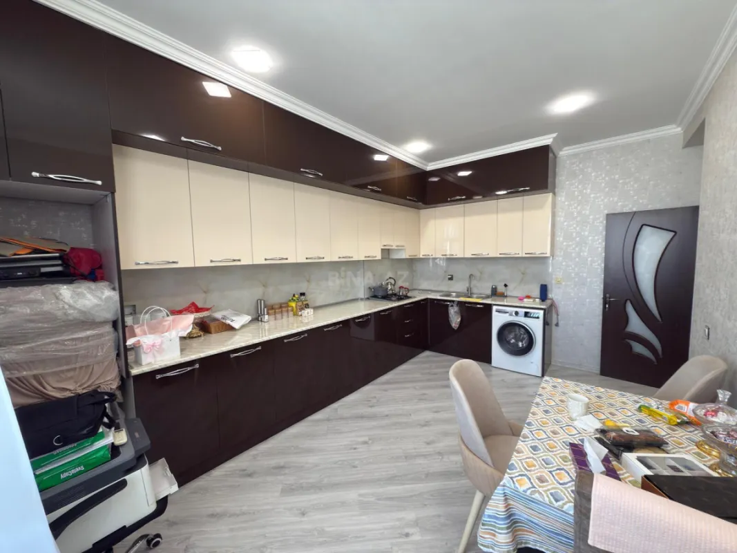 Satılır 2 otaqlı mənzil 85 m²