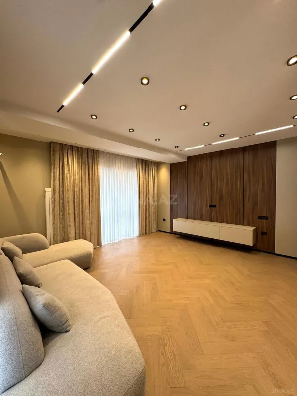 Satılır 3 otaqlı mənzil 128 m²