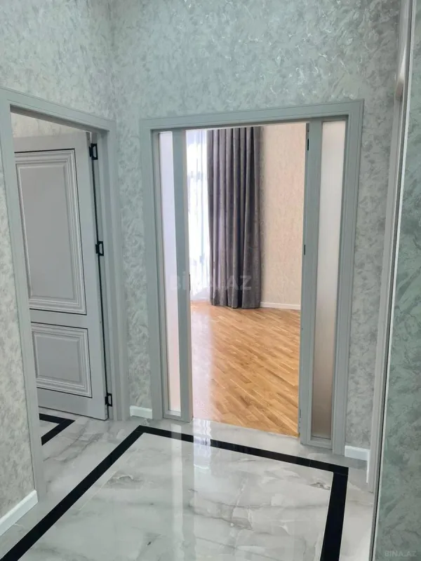 Satılır 2 otaqlı mənzil 76 m²