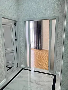 Satılır 2 otaqlı mənzil 76 m²
