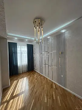 Satılır 2 otaqlı mənzil 76 m²