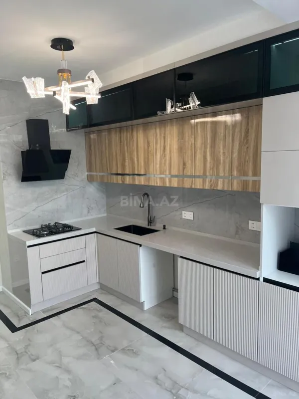 Satılır 2 otaqlı mənzil 76 m²