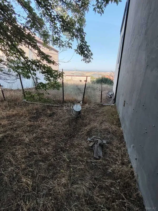 Satılır torpaq sahəsi 4 m²