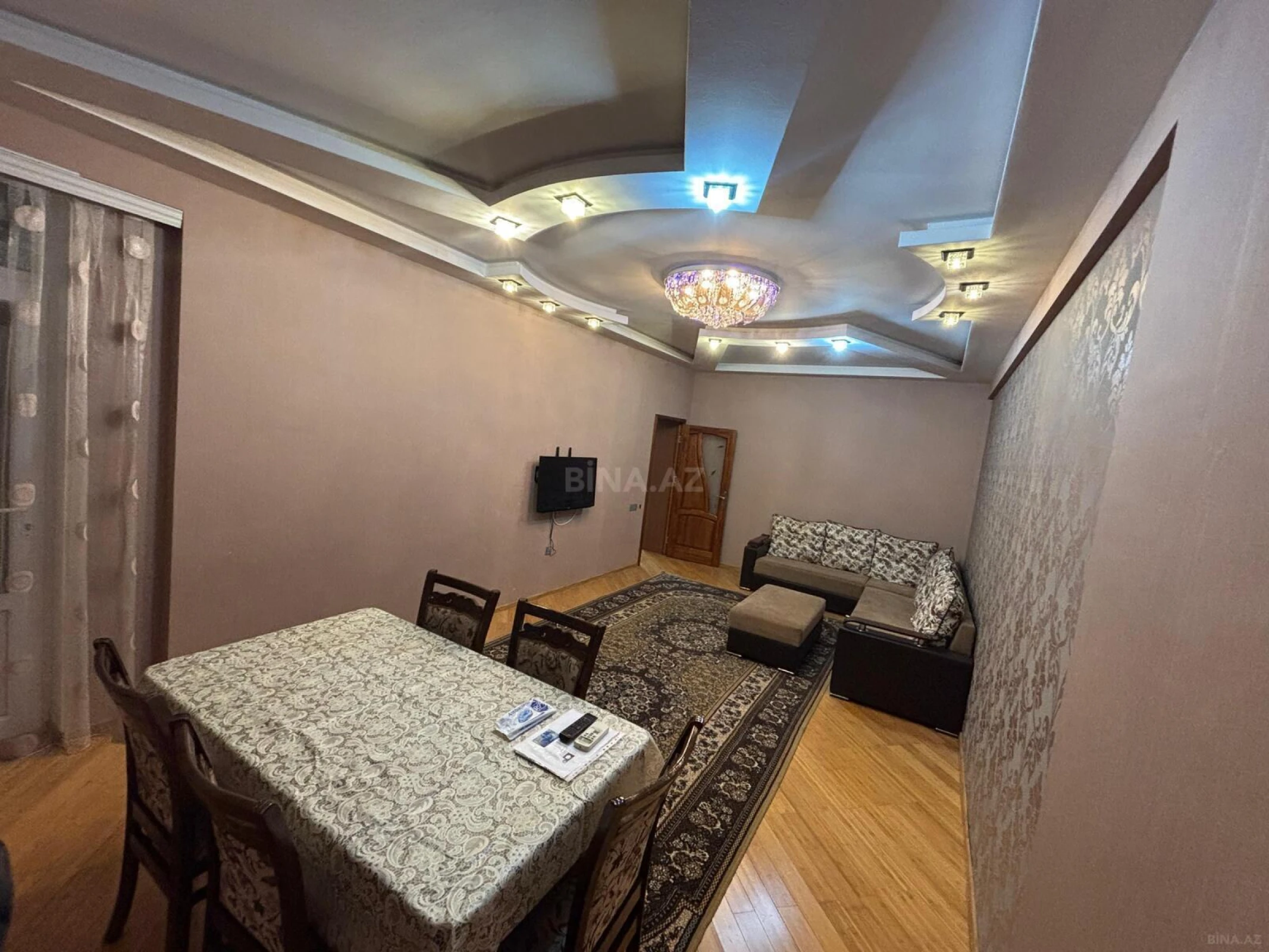 Satılır 2 otaqlı mənzil 87 m²