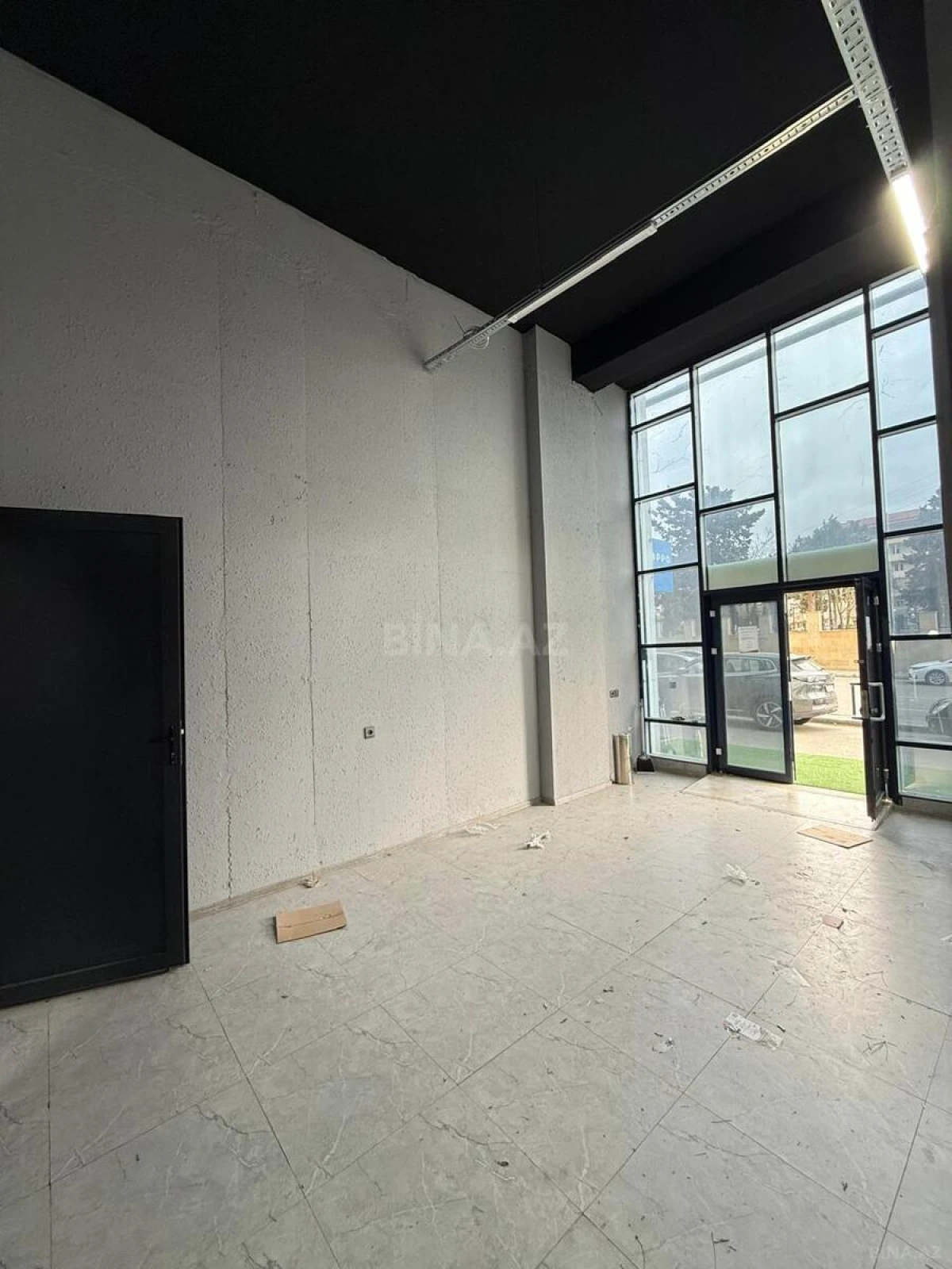 Kirayə verilir obyekt 360 m²