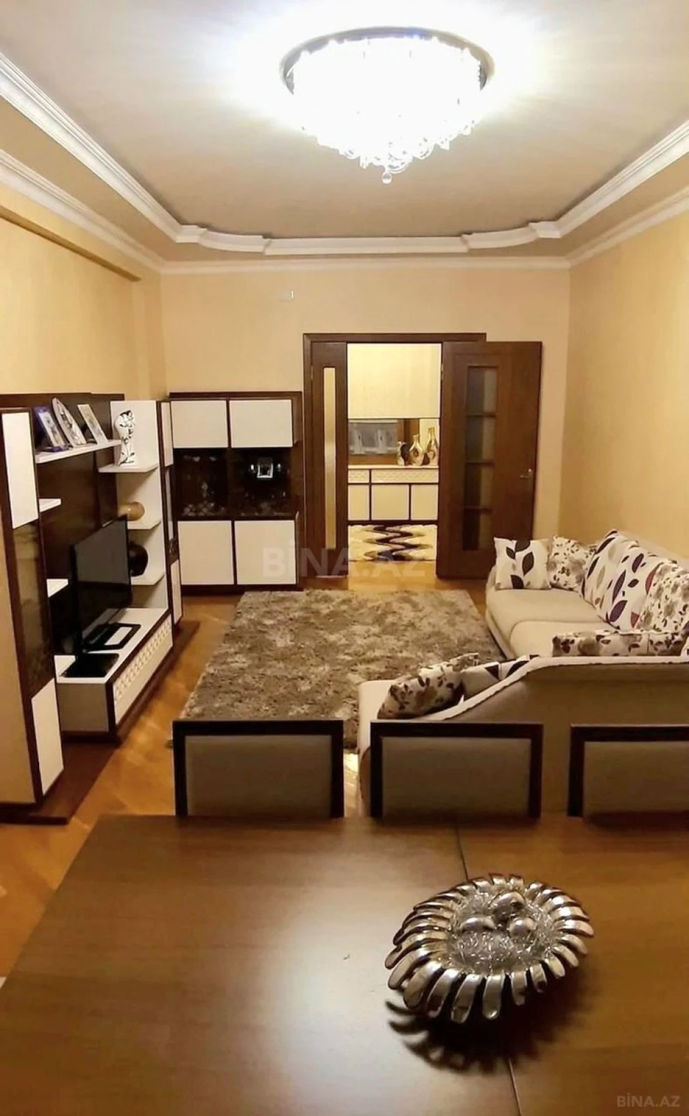 Satılır 3 otaqlı mənzil 128 m²