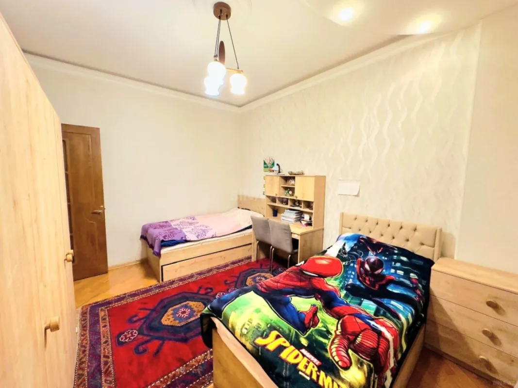 Satılır 3 otaqlı mənzil 128 m²