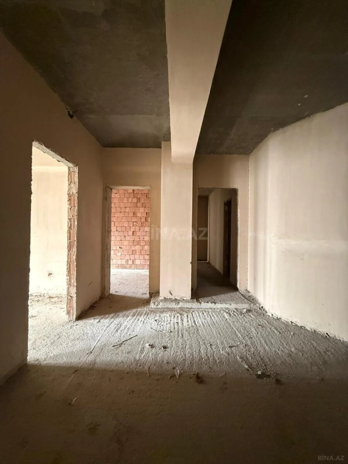 Kirayə verilir 10 otaqlı ofis 300 m²