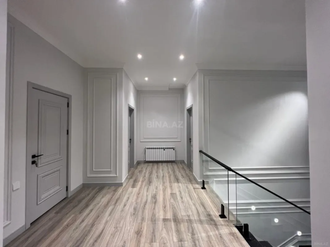Satılır 5 otaqlı həyət evi 260 m²