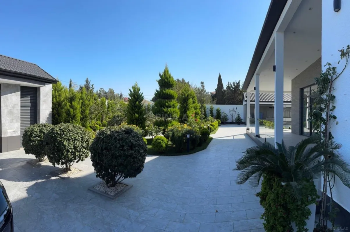 Satılır 5 otaqlı həyət evi 260 m²