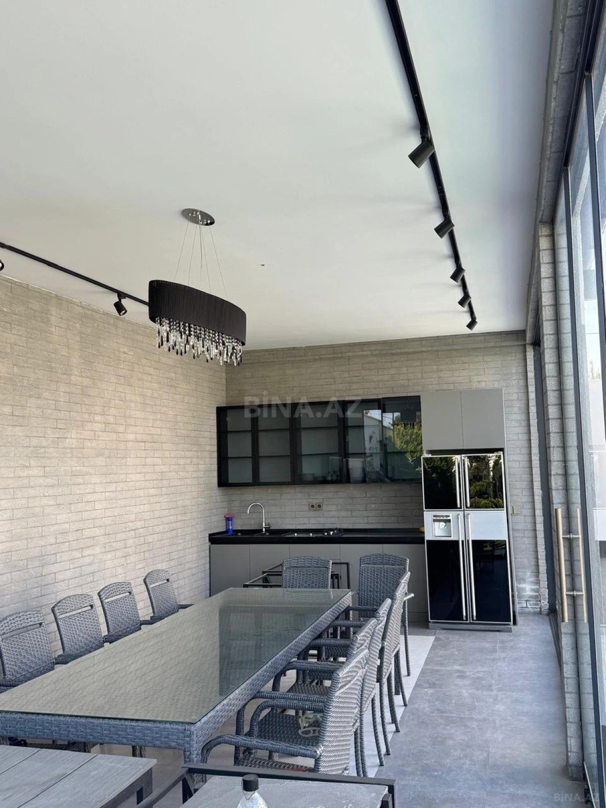 Satılır 5 otaqlı həyət evi 260 m²