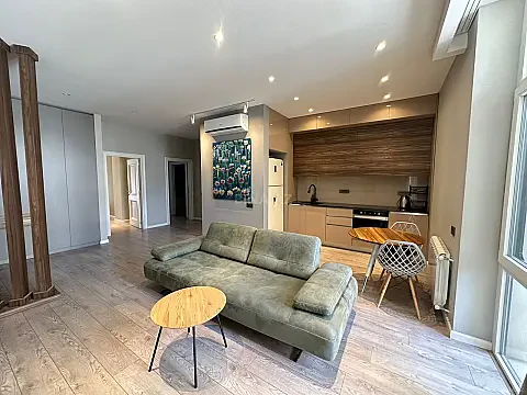Satılır 3 otaqlı mənzil 105 m² — Bakı 3 otaq 105.00 m²