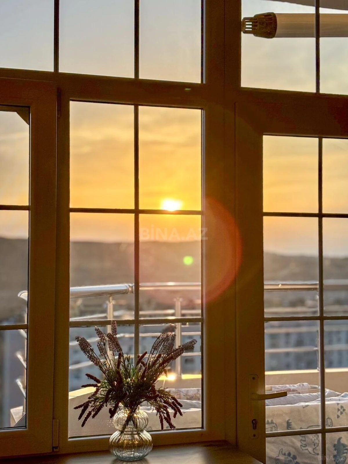 Satılır 2 otaqlı mənzil 100 m²