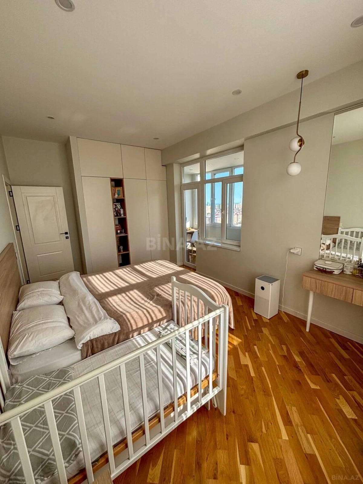 Satılır 2 otaqlı mənzil 100 m²