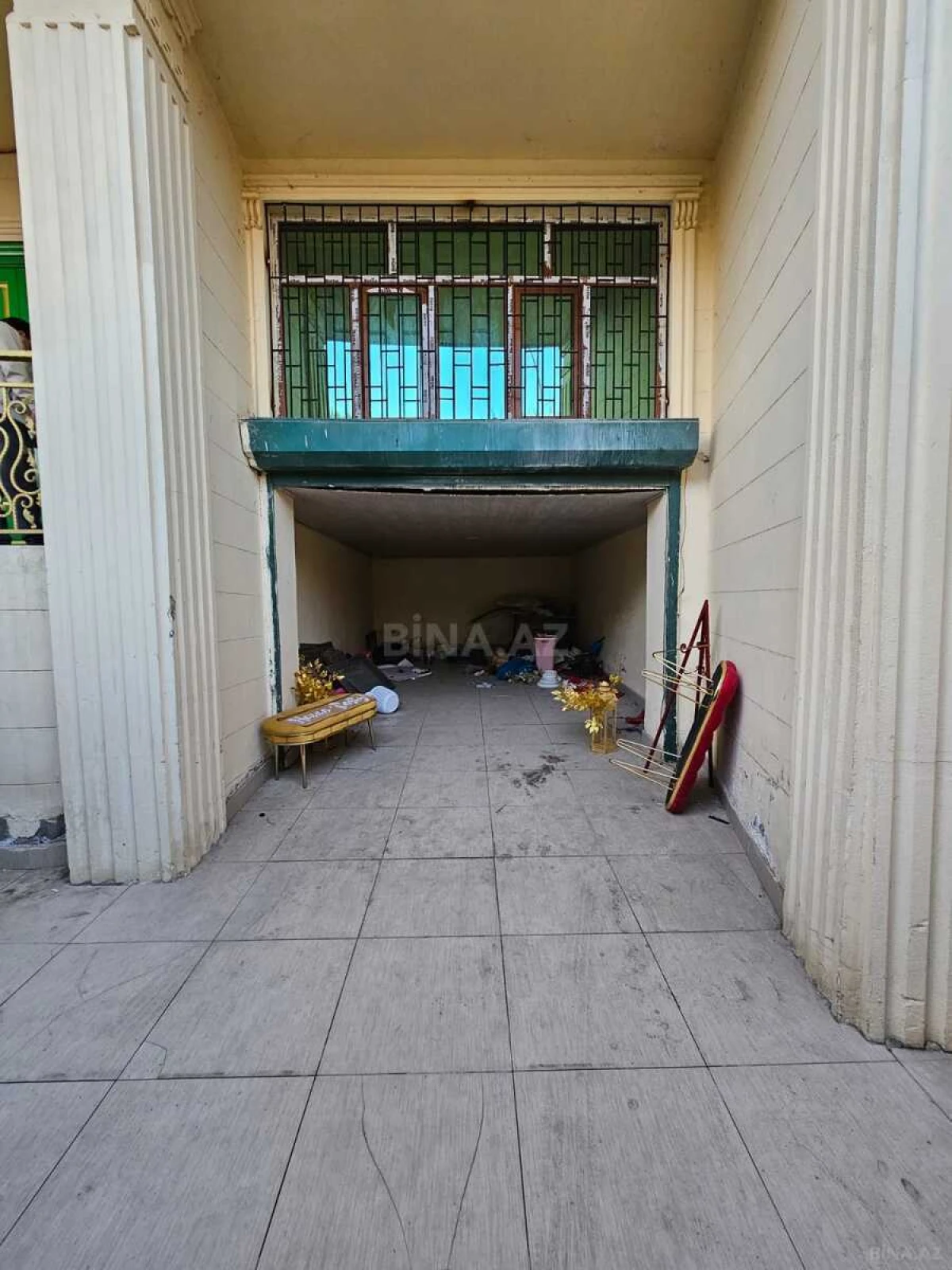 Satılır 6 otaqlı həyət evi 315 m²