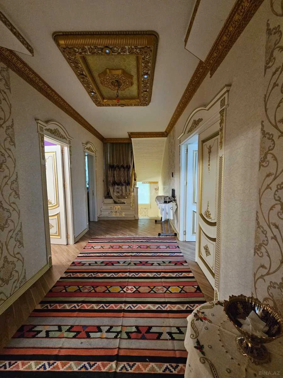 Satılır 6 otaqlı həyət evi 315 m²