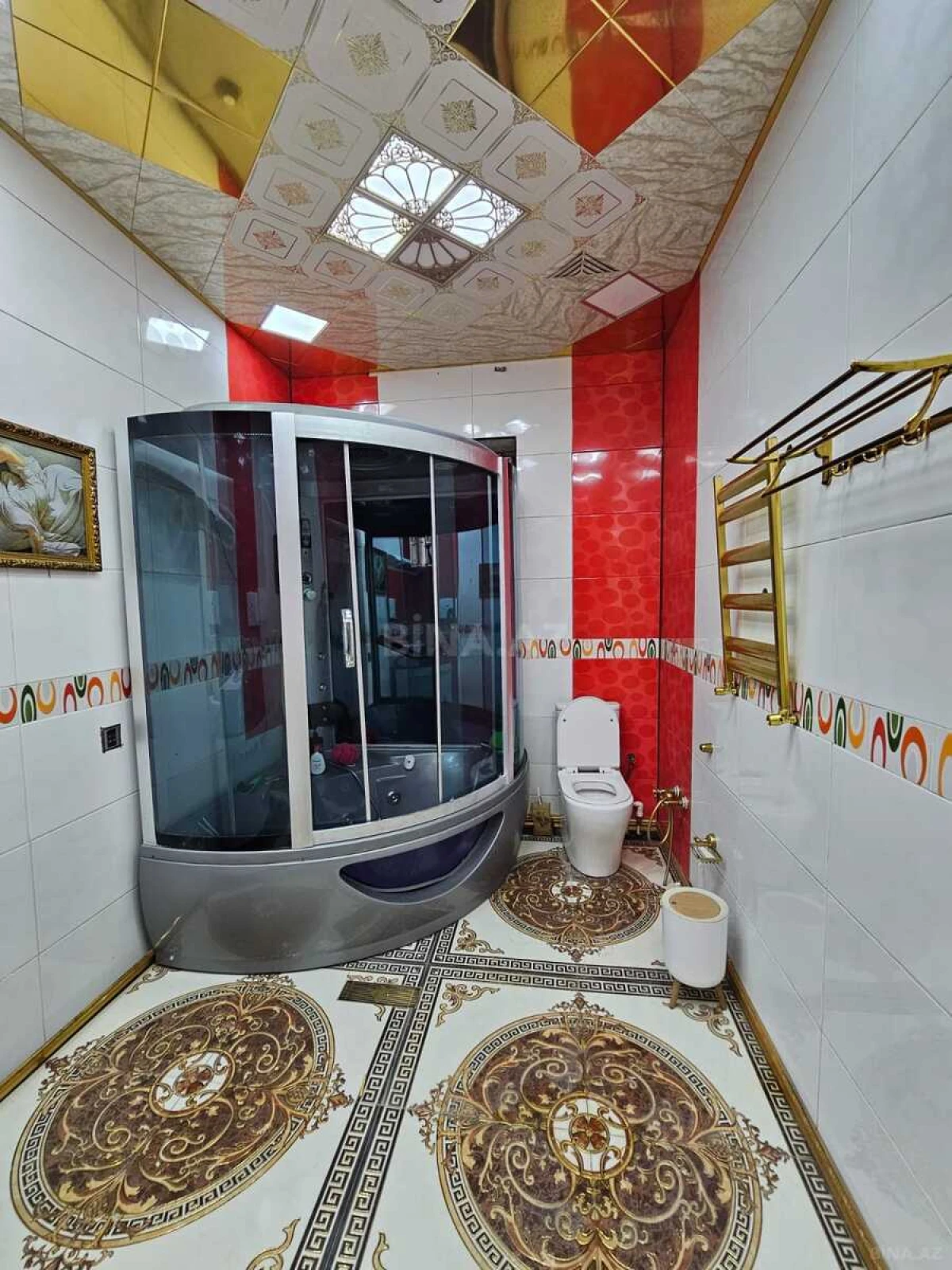 Satılır 6 otaqlı həyət evi 315 m²